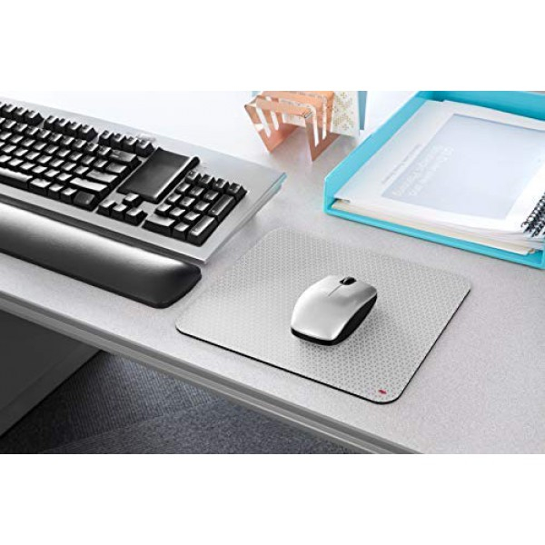 [해외] 3M 마우스 패드 Precise Mouse Pad Enhances the Precision of Optical Mice at Fast Speeds and Extends the Battery Life of Wireless Mice up to 50%, 9 in x 8 in (MP114-BSD1)